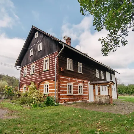 Roubenka Svitavka - A Holiday home Cvikov